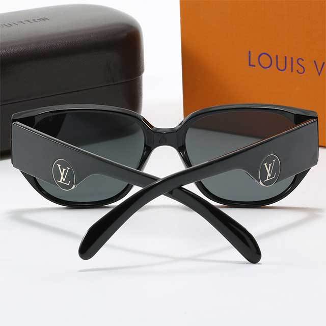 Large Frame Trendy Sunglasses