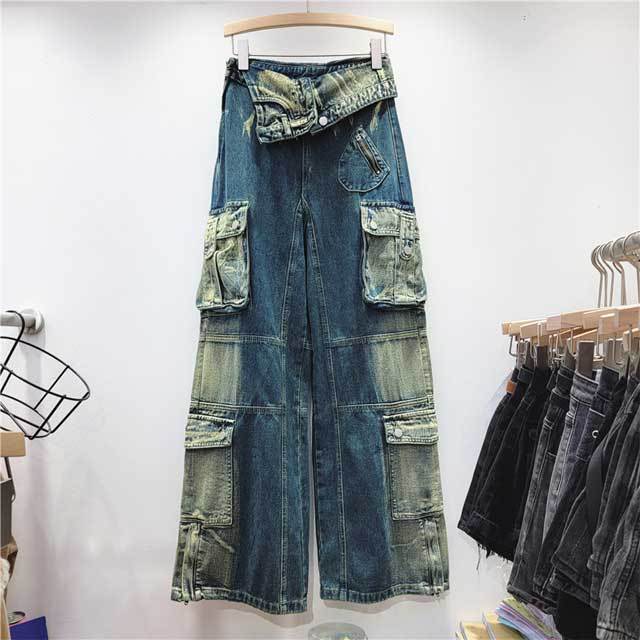 High Waist Chic Cargo Jeans