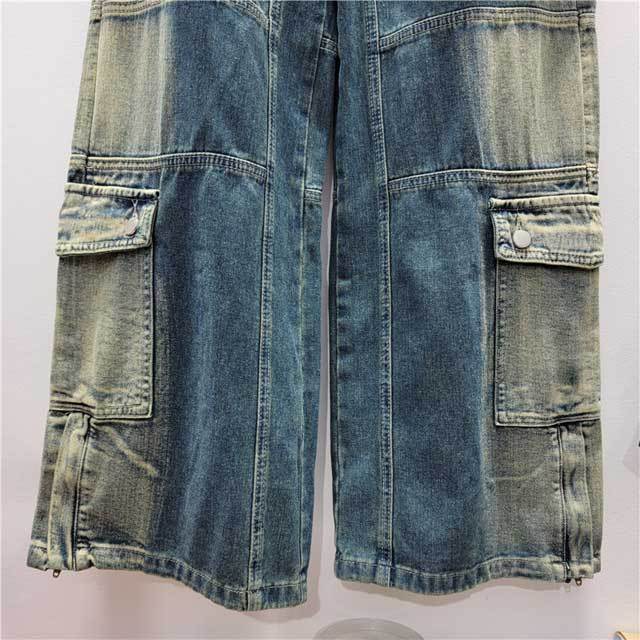 High Waist Chic Cargo Jeans