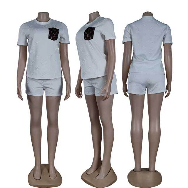 Fashion Embossing Short Tracksuit Set