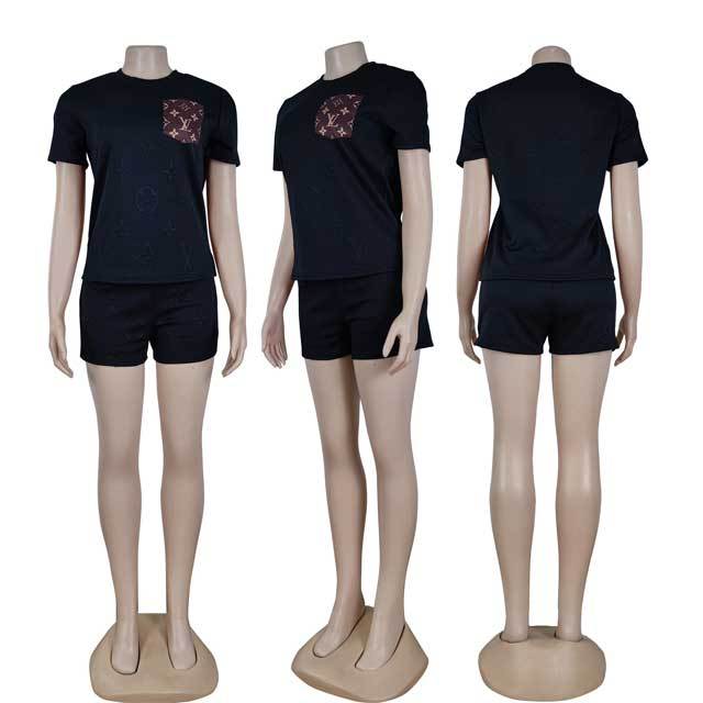Fashion Embossing Short Tracksuit Set