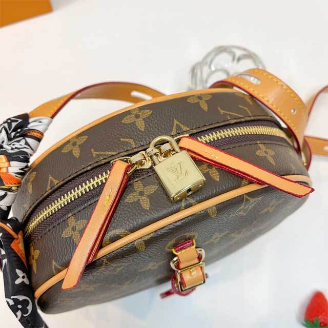 Leather Round-Shaped Messenger Bag