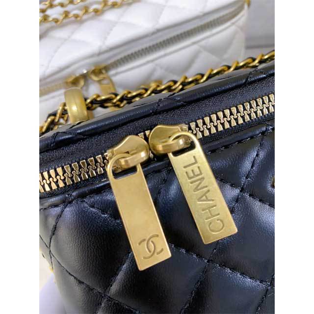 Chained Leather Crossbody Makeup Bag