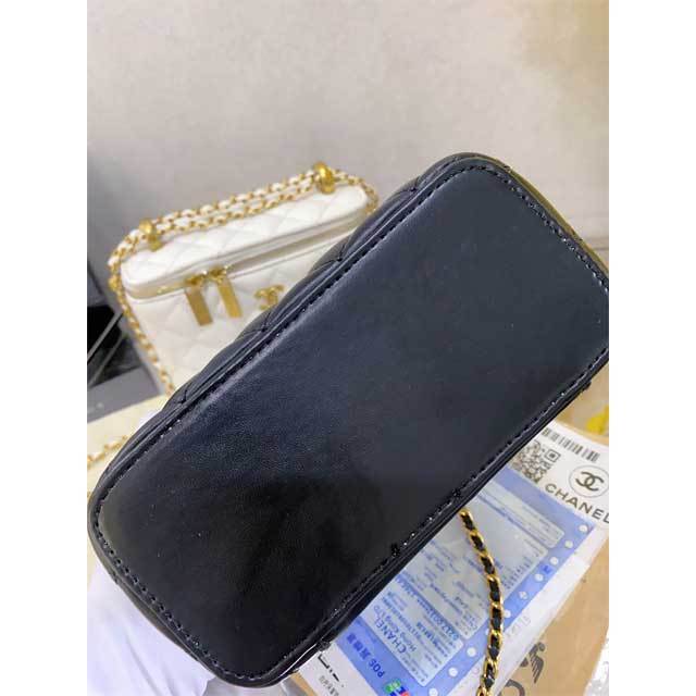 Chained Leather Crossbody Makeup Bag