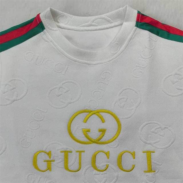 Letter Embossing Embroidery Short Set