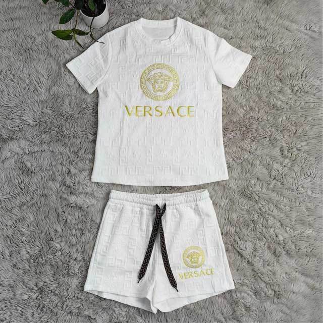 Fashion Embossing Embroidery Casual Short Set