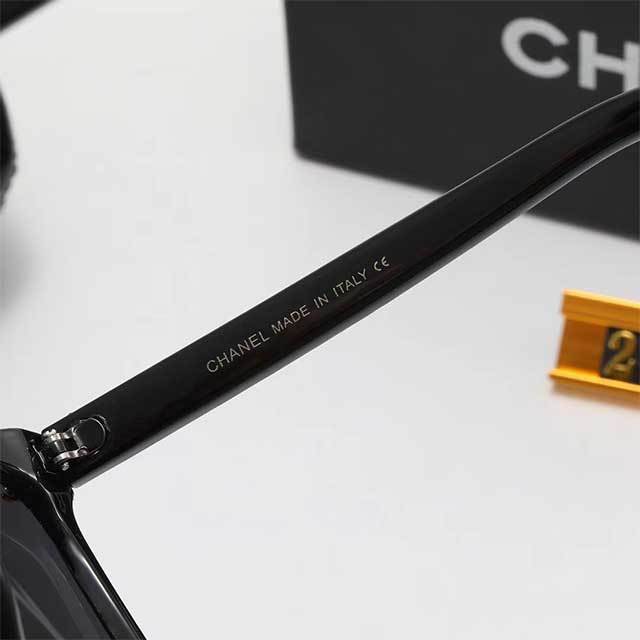 Classic Square Frame Fashion Glasses