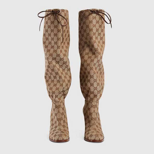 Chunky Heeled Lace-Up Boots
