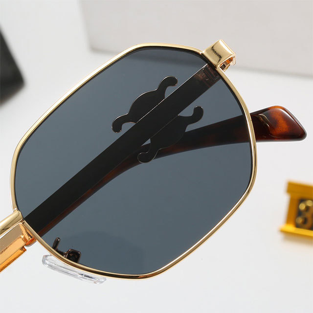 Vintage Metal Frame Sunglasses