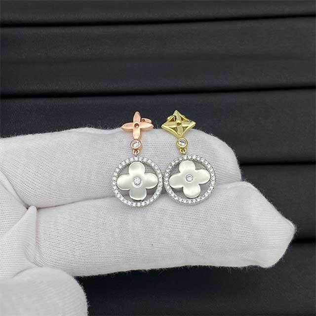 Rhinestone Decor Luxury Earrings(including the box )