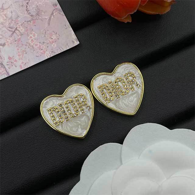 Trendy Luxury Style Earrings(including the box )