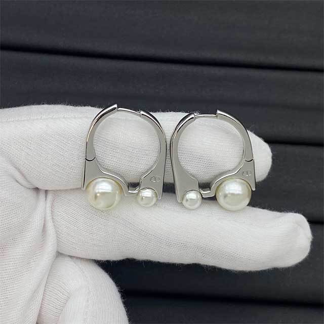 Trendy Luxury Style Earrings