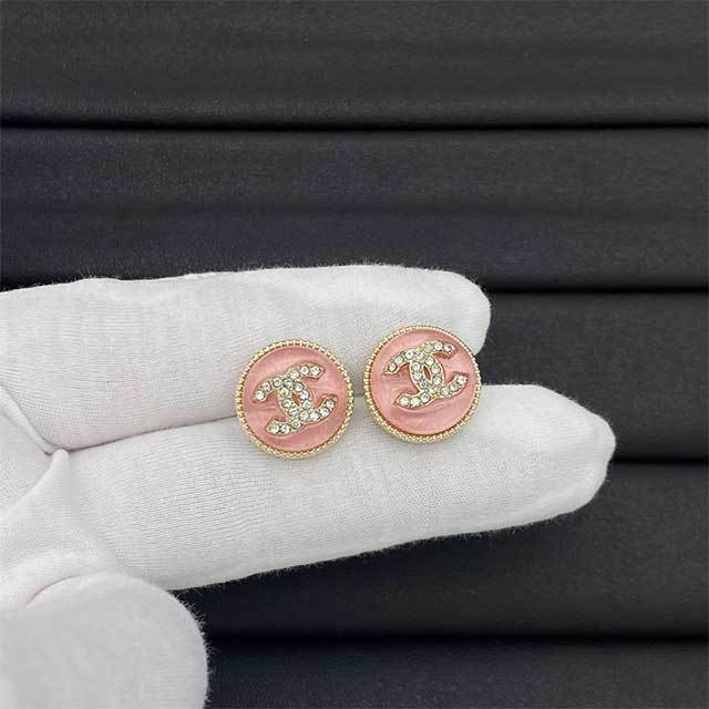 Luxury Fashion Design Earrings (including the box )