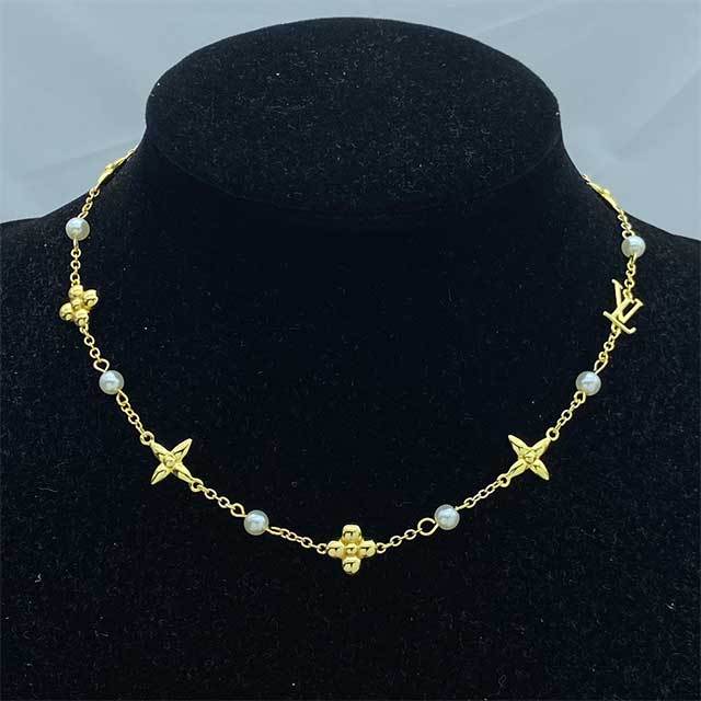 Simple Elegant Style Necklace With Gift Box