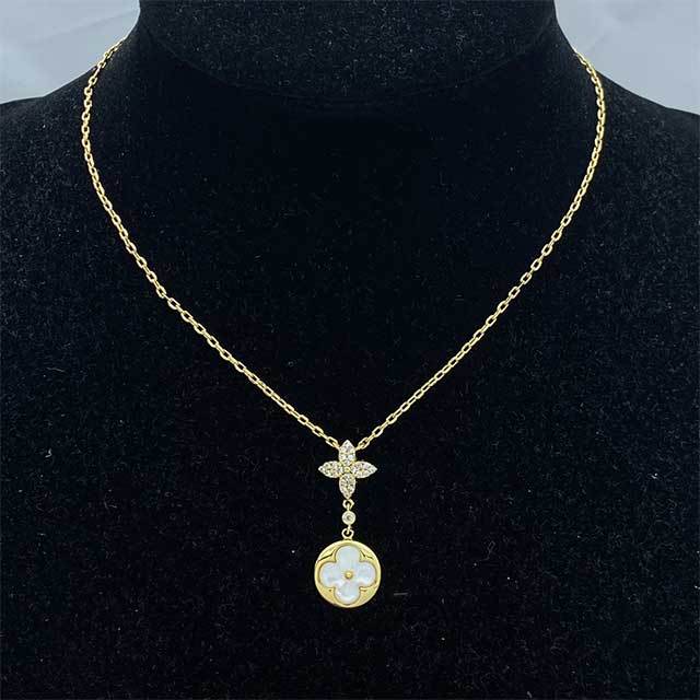 Simple Elegant Style Necklace With Gift Box