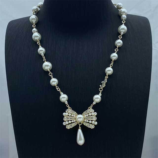 Luxury Fashion Necklace With Gift Box