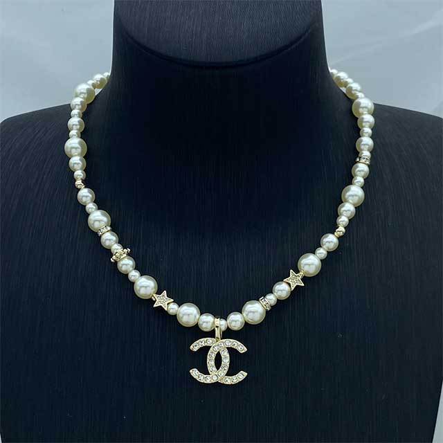 Luxury Fashion Necklace With Gift Box