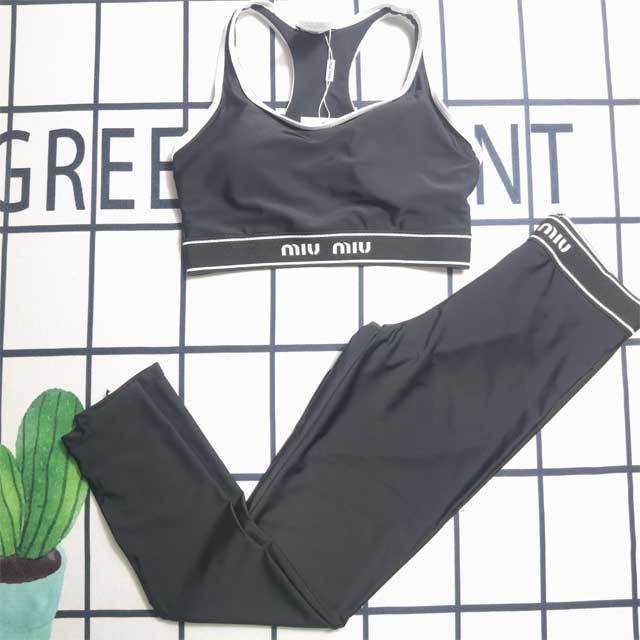 Tank Top Skinny Jogging Pants Set