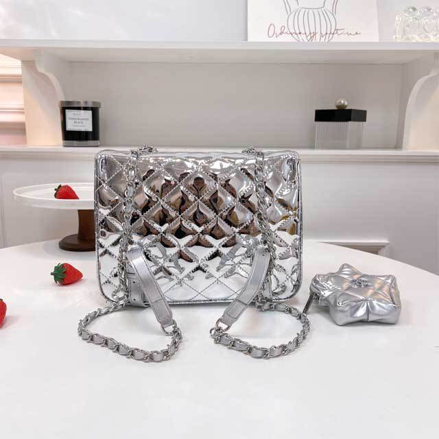 Metal Logo Leather Fashion Messenger Bag