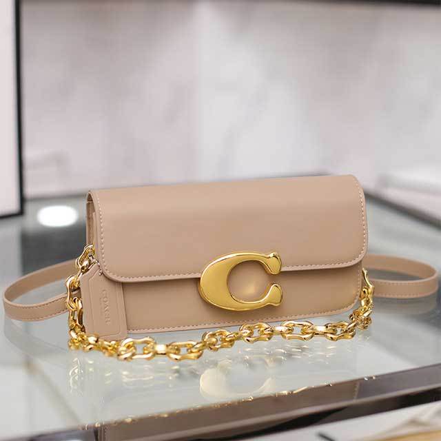 Metal Logo Leather Messenger Bag