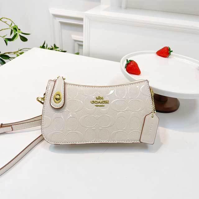 Metal Logo Fashion Leather Messenger Bag