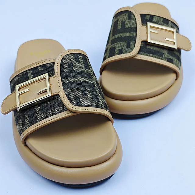 Casual Style Thick Sole Flat Slippers