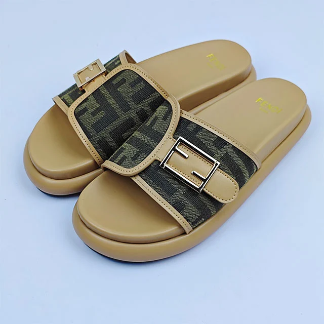 Casual Style Thick Sole Flat Slippers
