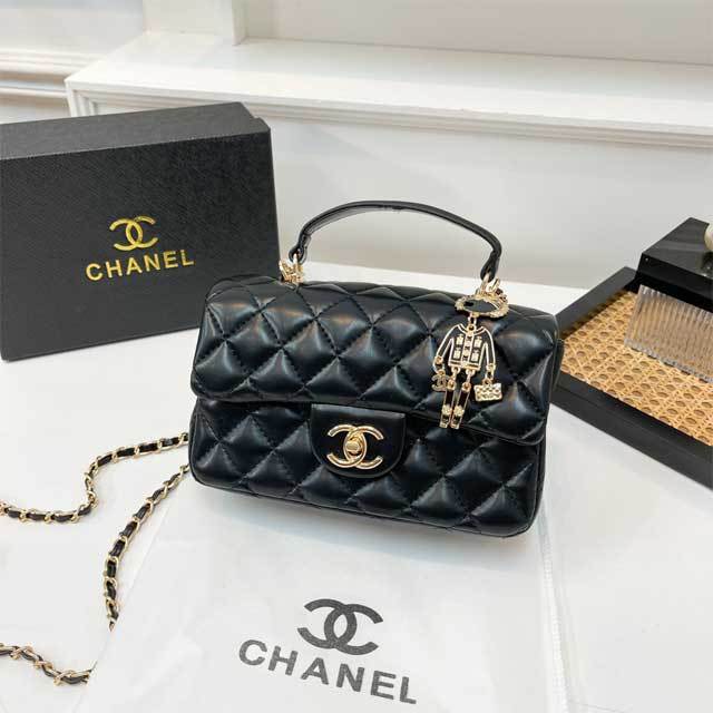 Chained Leather Fashion Messenger Bag