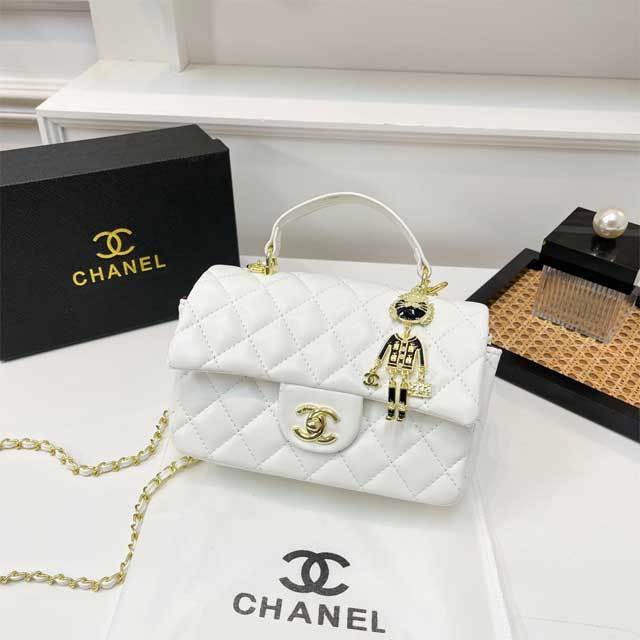 Chained Leather Fashion Messenger Bag