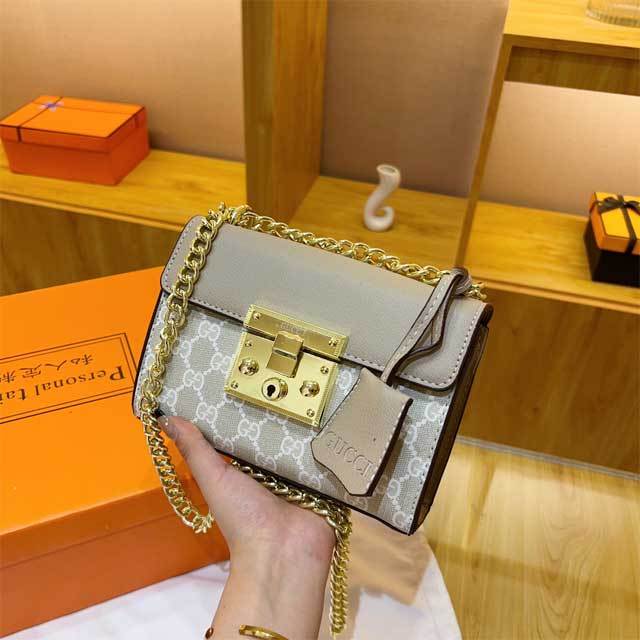 Chained Leather Fashion Messenger Bag