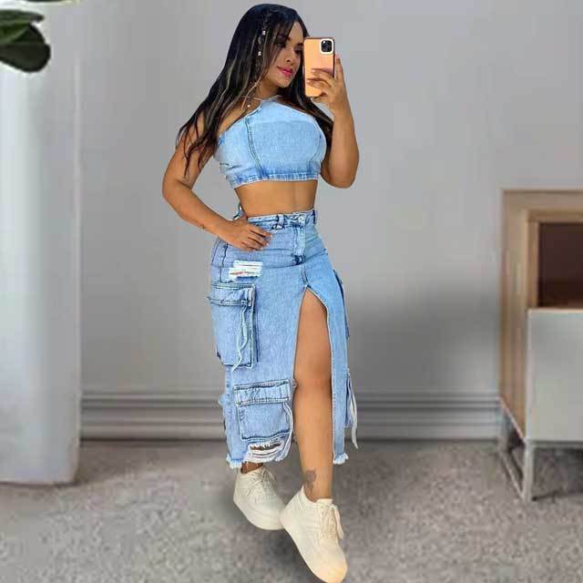 Multi Pockets Ripped Denim Cargo Skirt