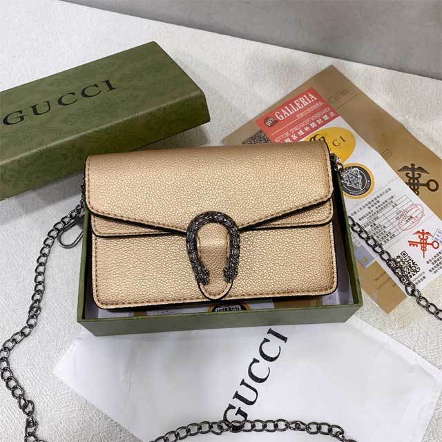 Fashion Chained Leather Messenger Bag