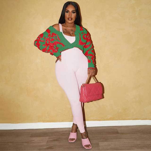 Colorblock Low-cut V-neck Buttoned Knitted Sweater