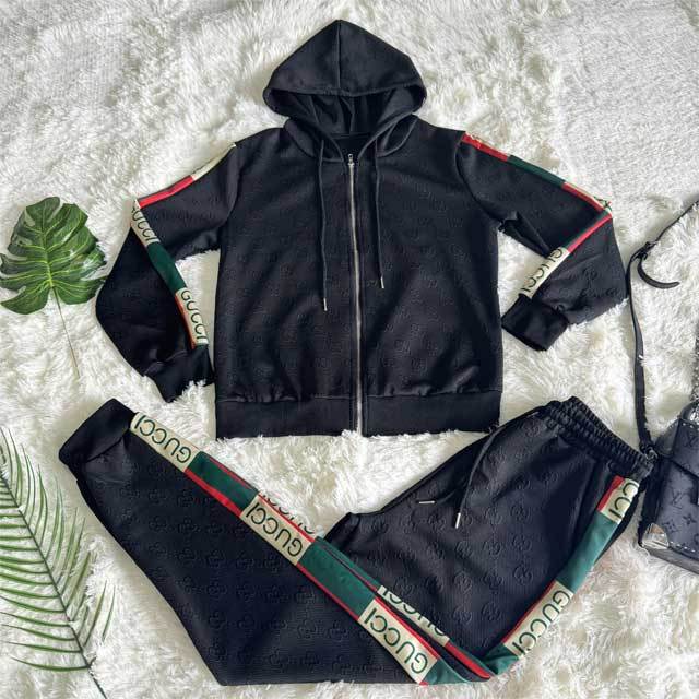 Embossing Hooded Fall Tracksuit Set