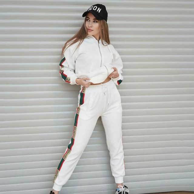 Embossing Hooded Fall Tracksuit Set