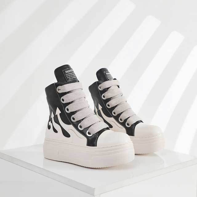 Thick Lace-Up Leather Lovers Sneakers