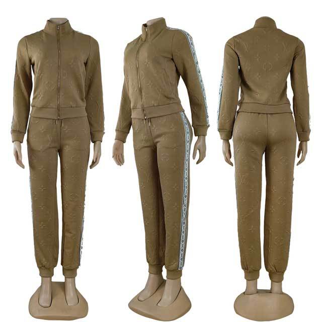 Embossing Fall Tracksuit Set