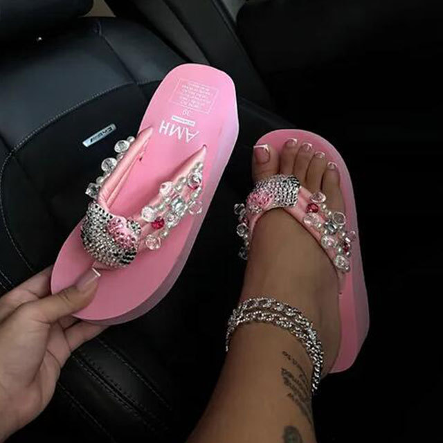 Bedazzled Hello-kitty Flip Flops