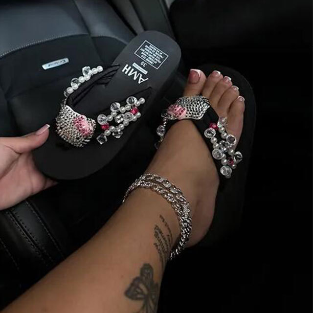 Bedazzled Hello-kitty Flip Flops