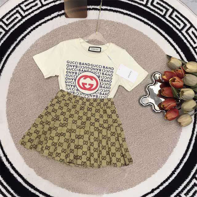 Printed Top Pleated Skirt Set For Girls