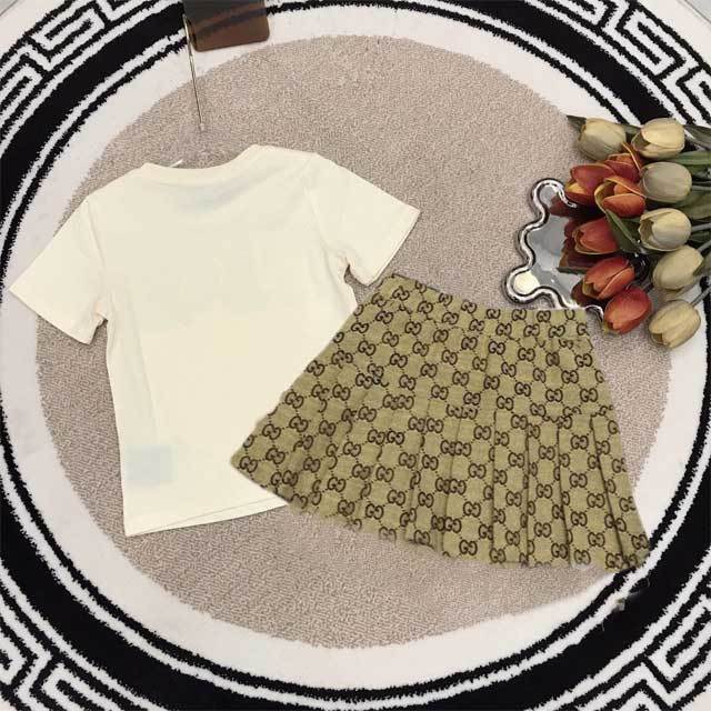Printed Top Pleated Skirt Set For Girls