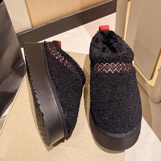 Thick-soled Curly Fur Casual Loafers