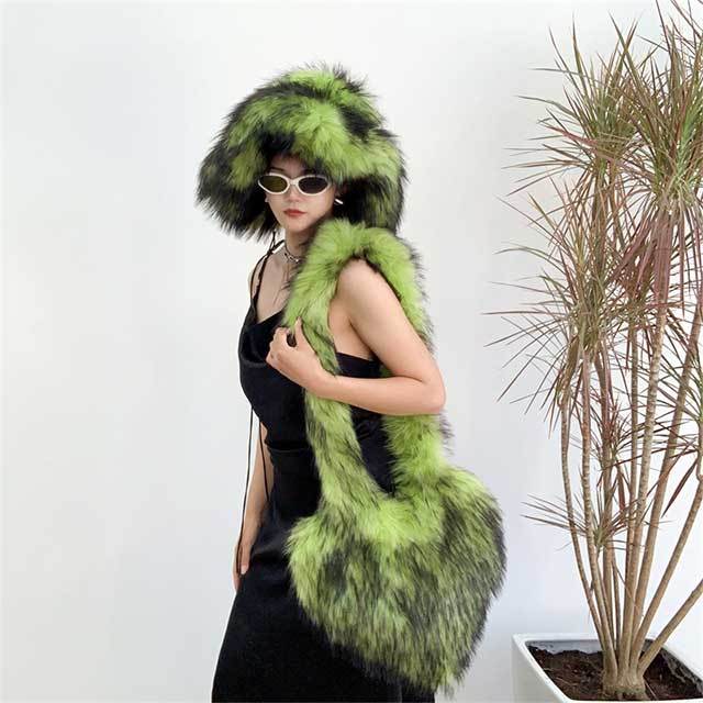 Faux Fur Heart-shaped Bag Bucket Hat Set