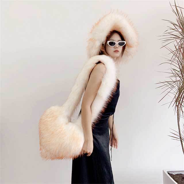 Faux Fur Heart-shaped Bag Bucket Hat Set