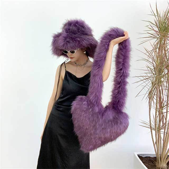 Faux Fur Heart-shaped Bag Bucket Hat Set