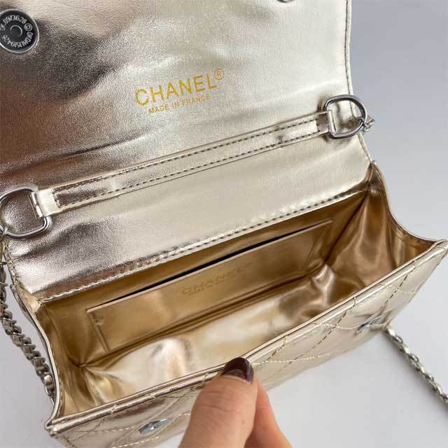 Chained Fashion Leather Messenger Bag