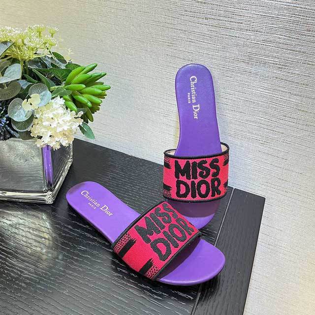 Embroidery Luxury Fashion Flat Slippers