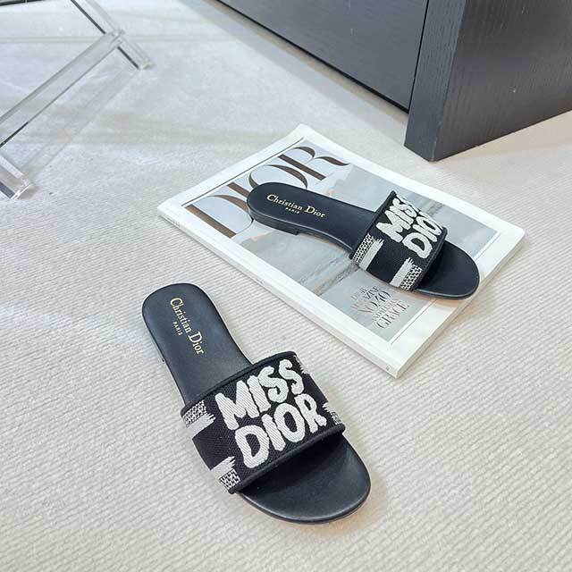 Embroidery Luxury Fashion Flat Slippers