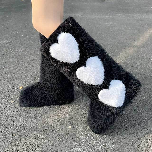 Heart Design Flat Fuzzy Boots