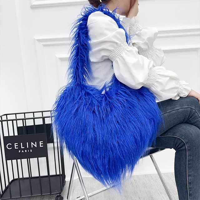 Plush Ladies Heart Shaped Shoulder Bag